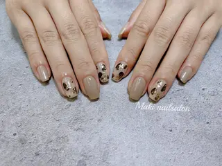 ネイル マキ ネイルサロンのネイルデザイン