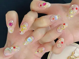 ネイル AngelChris ビューティーサロンのネイルデザイン