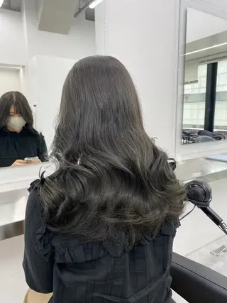 カラー *🤍モデル募集 艶カラー🤍のヘアスタイル