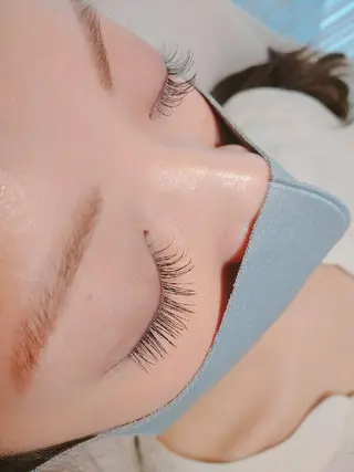 マツエク・マツパ 𝑟𝑖𝑛𝑎🤍 耳つぼ&マツエクのマツエク・マツパデザイン