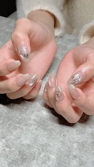 ネイル haleyume所属・shino🌟 痛ネイルのネイルデザイン