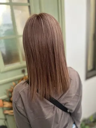 ロング カラー 川嵜 稚加のヘアスタイル