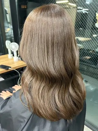 セミロング 女性らしいモテヘア 韓国ヘアhikariのヘアスタイル