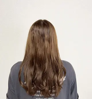 カラー Lmano所属・カノン Lmanoのヘアスタイル
