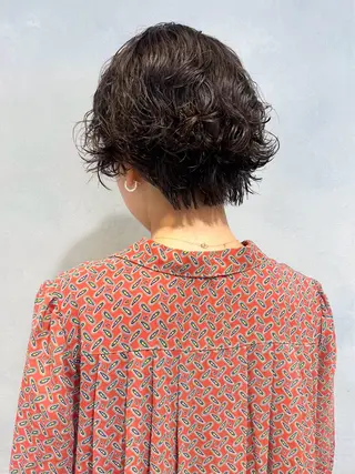 ショート カラー パーマ 切りっぱなしボブ ×暖色🌷江梨🍎のヘアスタイル