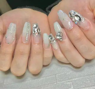 ネイル Liennail 持込デザインやり放題のネイルデザイン