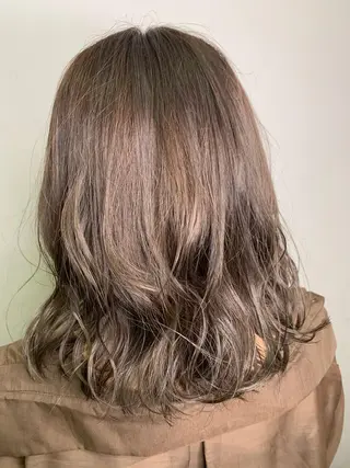 カラー エミュスト心斎橋所属・🎨カラー&髪質改善 松葉優希のヘアスタイル