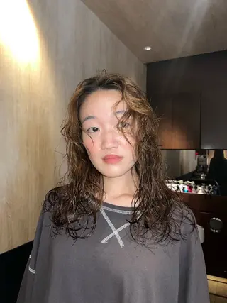 ミディアム パーマ 産休中です 艶カラー♡オカのヘアスタイル