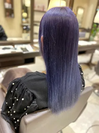 ロング エイジングケア、白髪 ぼかしヒキマカイトのヘアスタイル