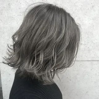 セミロング FERIAあべの KARINのヘアスタイル