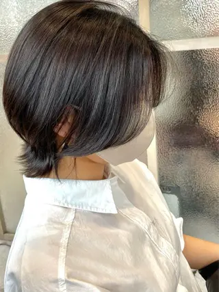 ミディアム カラー IT by ALBUM八王子店のヘアスタイル