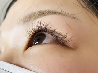 マツエク・マツパ まつ毛、毛穴ケア 専門サロンPlumeのマツエク・マツパデザイン