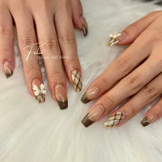 ネイル Feliz所属・Feliz 楽しいネイルサロンのネイルデザイン