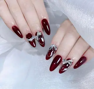 ロング O Ruby Nailのネイルデザイン