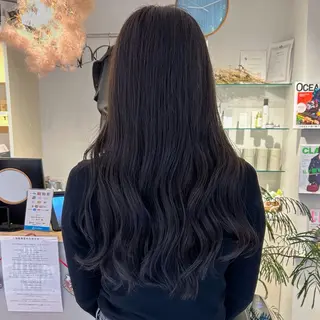 ロング カラー CLORE所属・甲斐 瑞稀のヘアスタイル