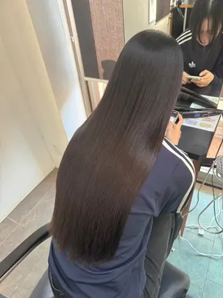 ロング 松本 晴琉のヘアスタイル