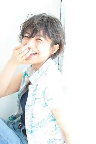ショート 宇塚 仁美のヘアスタイル