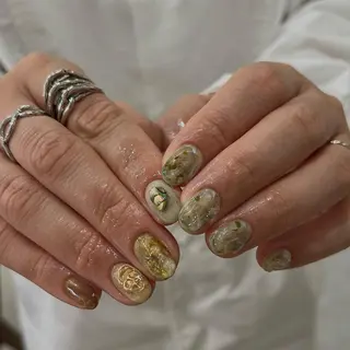 ネイル LETTER_& SAKIのネイルデザイン