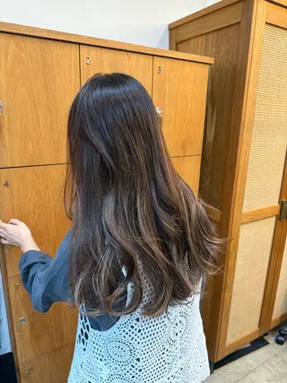 ロング knot by belle所属・明津 桜空のヘアスタイル