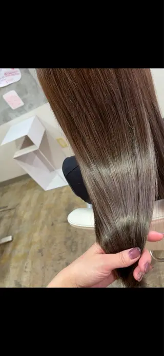 REMIX  HAIR所属・NAKAWAKI YUKAのヘアスタイル