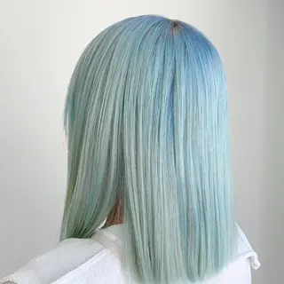 ミディアム カラー ヘアアレンジ アニメ髪・ウルフ🦇 樋口莉夏のヘアスタイル