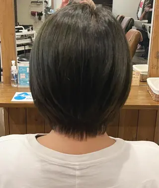 ショート 馬場 麻奈美のヘアスタイル