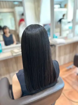 ロング 🍀艶髪.美髪🍀 岡部恒輝のヘアスタイル