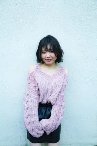 ミディアム オーストヘアージジ所属・TAI透明カラー 柔らかい縮毛矯正のヘアスタイル