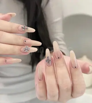 ネイル Anna Nailのネイルデザイン