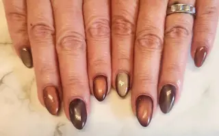 ネイル FIRST 姪浜 Jrネイリスト　aiのネイルデザイン