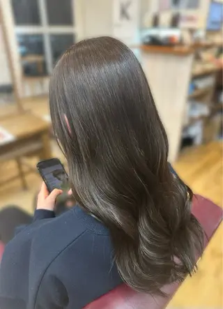 ロング カラー 荻野 翔太朗のヘアスタイル