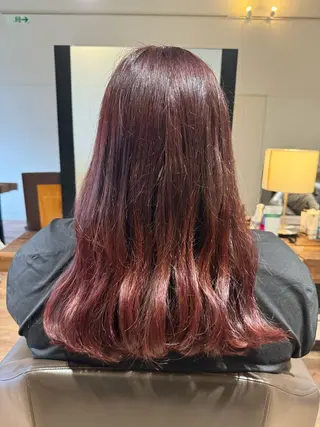 ロング カラー 艶、デザインカラー KAORI🌼のヘアスタイル