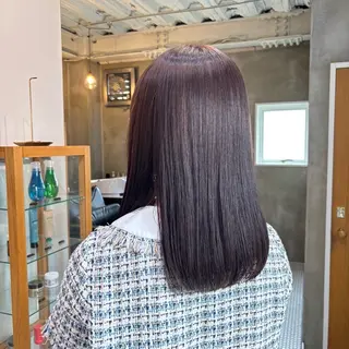 ミディアム カラー 野﨑 美羽のヘアスタイル