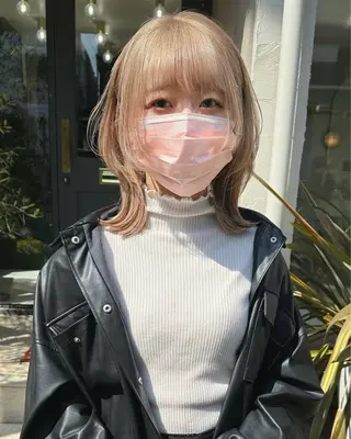 ミディアム カラー レイヤーカット🪄 耳ツボ🎀Ayumiのヘアスタイル