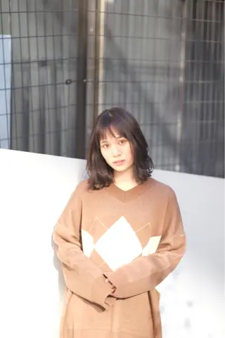 ミディアム カラー WEC Hairのヘアスタイル