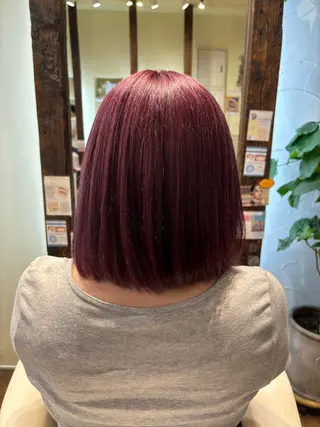 セミロング ブリーチ予約率90% 以上✨森山陽向のヘアスタイル