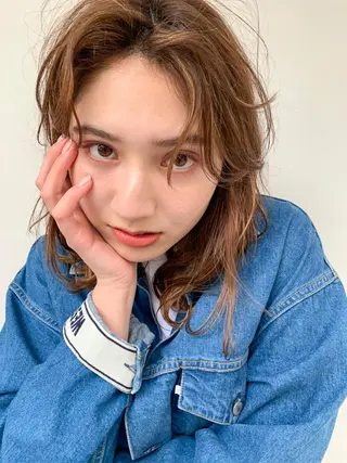 ミディアム パーマ カラー CEINE【セーヌ】 三軒茶屋のヘアスタイル