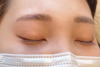 アイブロウ SALON VILLAGE Nagoya所属・Nagoya eye MAYUのマツエク・マツパデザイン