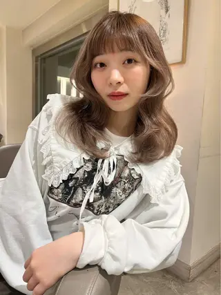 ヘアアレンジ 'AXIS Konomiのヘアスタイル