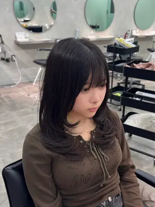 セミロング 韓国特化🇰🇷千葉 /レイヤーカット竜生のヘアスタイル