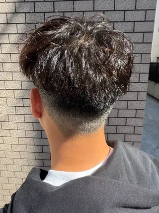 ショート メンズ パーマ/ハイトーン /吉田眞のヘアスタイル