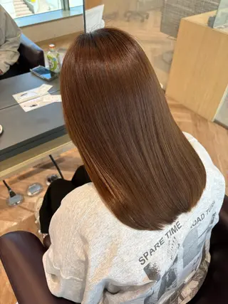 ミディアム パーマ ゆい/パーマ/レイヤ ー/似合わせカラーのヘアスタイル