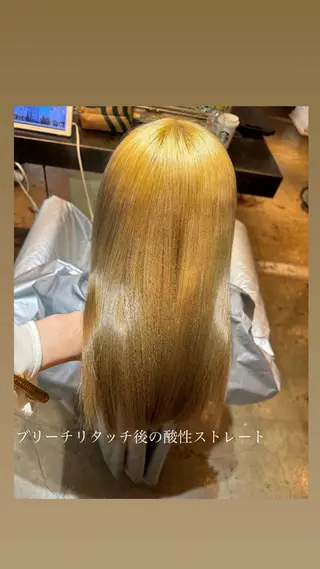 ロング カラー パーマ ハイライト/インナー /ブリーチ/レイヤーのヘアスタイル