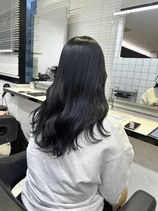 カラー 🪽THEATER 表参道🪽のヘアスタイル