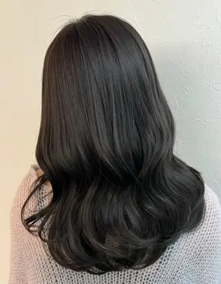セミロング 暖色/透明感カラー tsuguのヘアスタイル