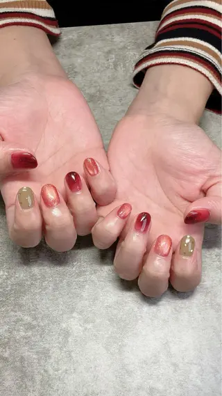 ネイル haleyume所属・shino🌟 痛ネイルのネイルデザイン