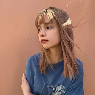 セミロング モモセ ユメトのヘアスタイル