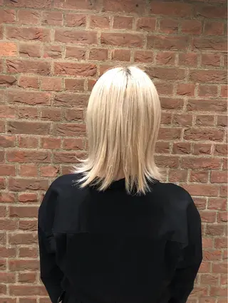 ショート ✂︎hiroカットと 縮毛矯正とカラー✂︎のヘアスタイル