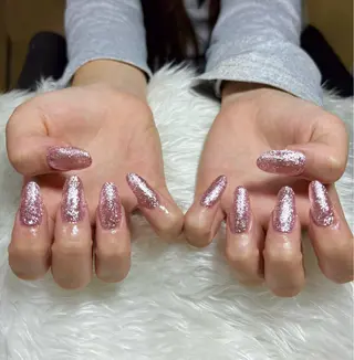 ネイル jr.R Ashliyのネイルデザイン