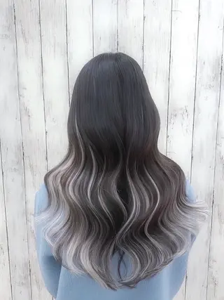 ロング カラー ヘアアレンジ エクステ専門店 Vのヘアスタイル